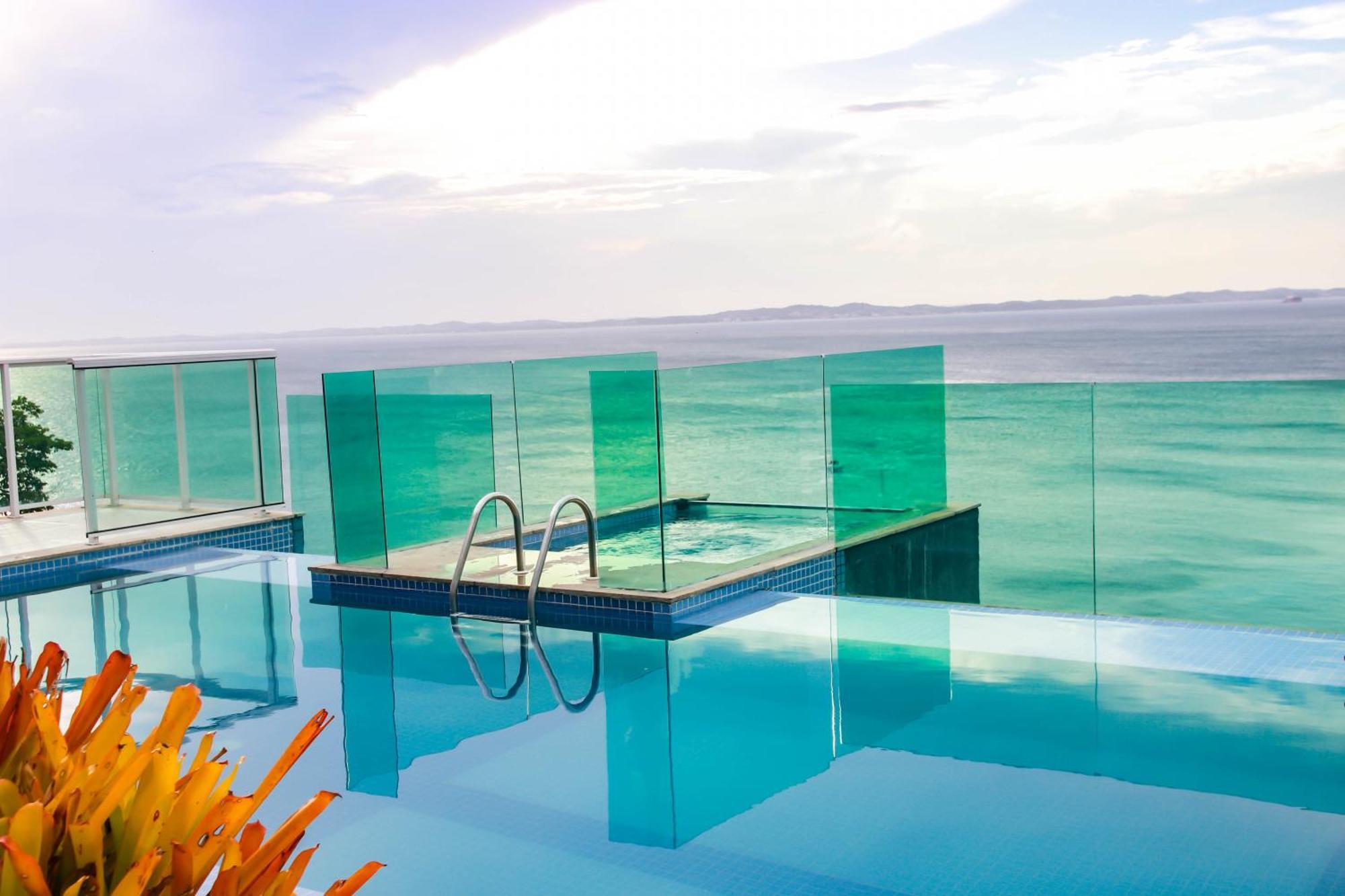 Cloc Marina Vista Mar P/ A Baia De Todos Os Santos Appartement Salvador Buitenkant foto